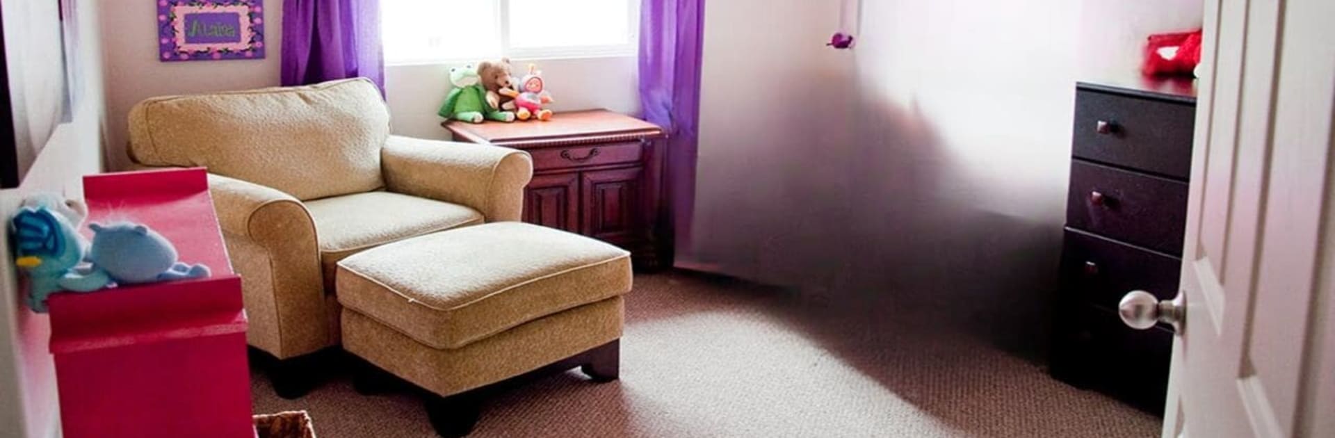 Girl Room Décor: House Games